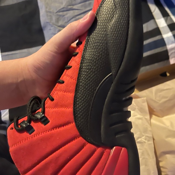 Jordan 12 Reverse flu games - Picture 5 of 13